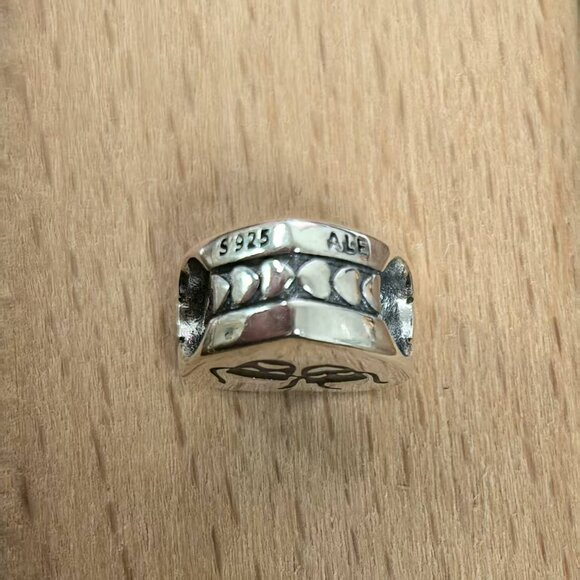 Pandora The World is your stage Exclusive Charm Pendant, S925 Silver Bracelets - Picture 3 of 4